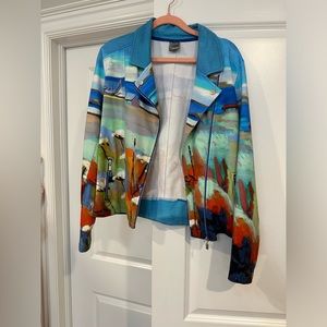 Beautiful Dolcezza jacket with stylish side zipper.